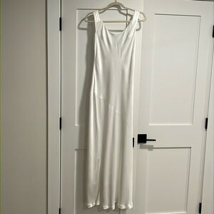 DISSH LEA SATIN WHITE SCOOP MAXI DRESS